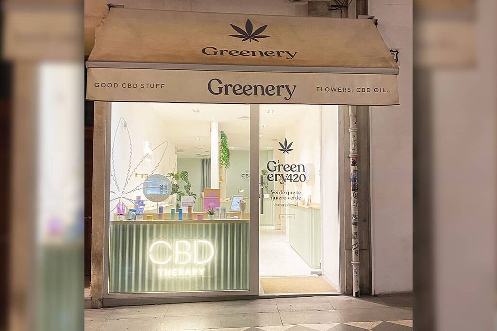 Cannabidiol oil in Seville: your wellness solution.
