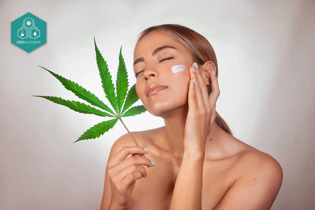 La crema de CBD se absorbe en profundidad para hidratar, calmar y proteger la piel sensible.