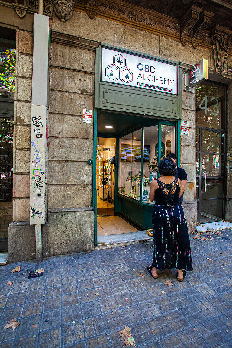 CBD Store In Aribau Barcelona CBD Alchemy