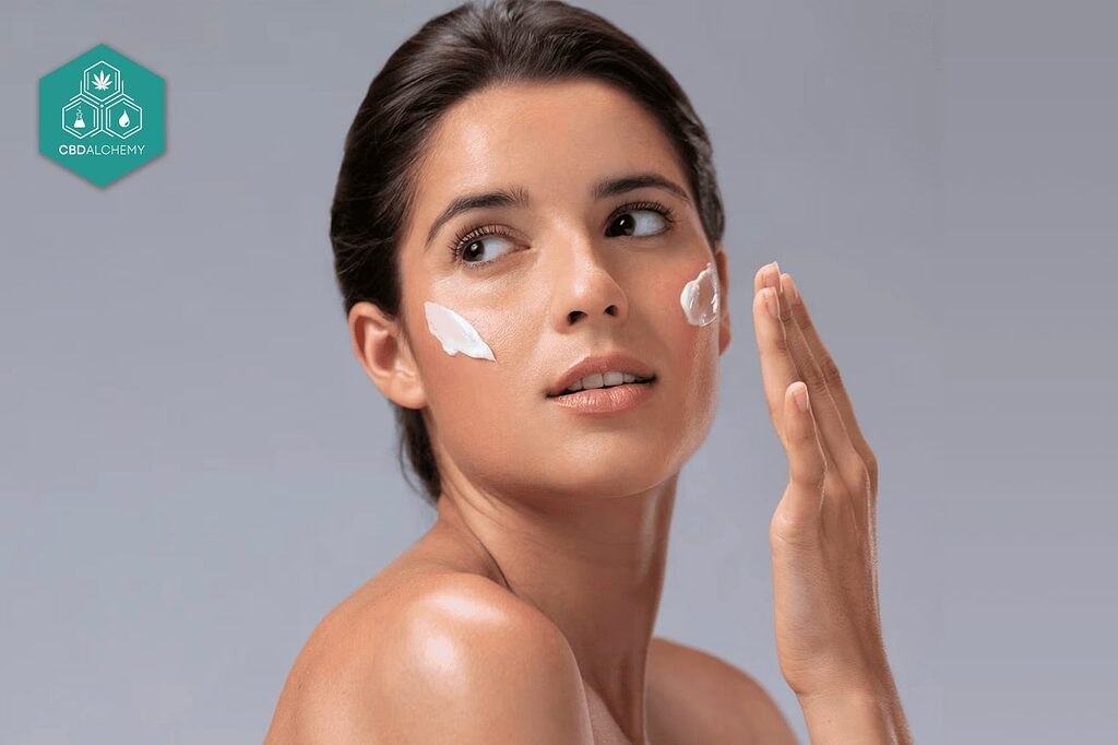 LE CBD : Le produit qui change la donne dans le domaine des soins de la peau naturels cette année.